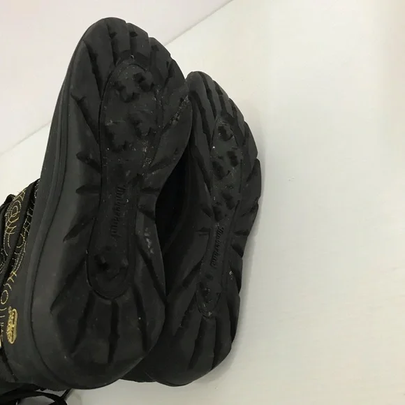 Timberland Women's Black and Gold Circle Pattern Boots - Picture 5 of 11